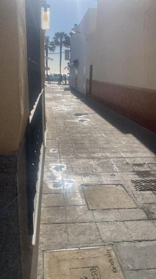 Apartamento Cubanito Primera Linea Bajondillo توريمولينوس المظهر الخارجي الصورة